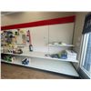 Image 2 : Approx 25-28' peg board and gondola shelves