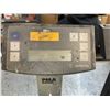 Image 2 : 2 PMA scales