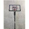 Image 2 : Spalding - Basketball Hoop - Pick up from Abbotsford