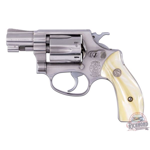 RARE Smith & Wesson Model 631 Ladysmith .32 H&R Magnum 2" Stainless Revolver
