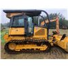 Image 5 : RK 2006 JD 450J LPG Cat - 6 way, 10 ft Dozer, Cab, winch, wide pad, 7628 hrs c/w new engine installe
