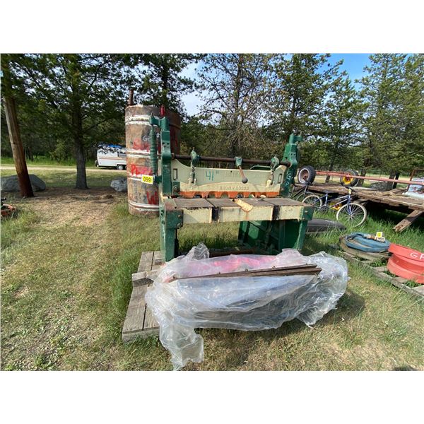 GP Brown Boggs No.169 Metal Bender (Green) & extra parts