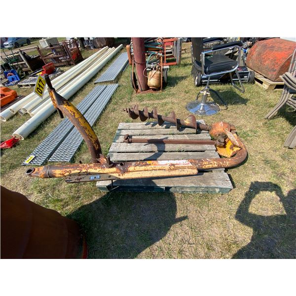 DL 3 pt auger c/w bit