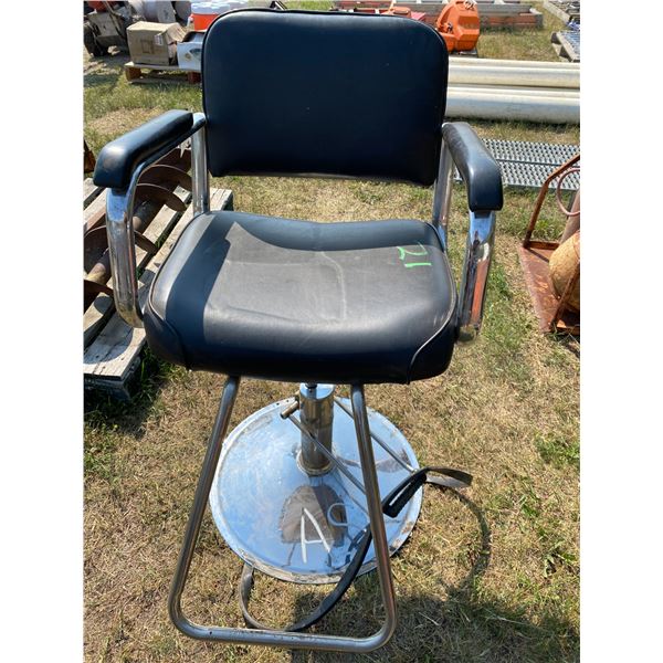 AS Black Barbers Chair