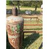 Image 2 : P-1 100 lb Propane Tank & Metal Frame