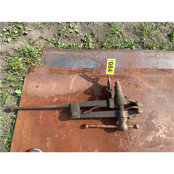 AP Old Leg Vise