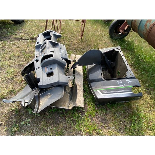 P-1 assort. Of plastic Black parts for Kawasaki