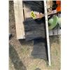 Image 3 : 131. JB Truck Rock Shield 6ft. 6in.