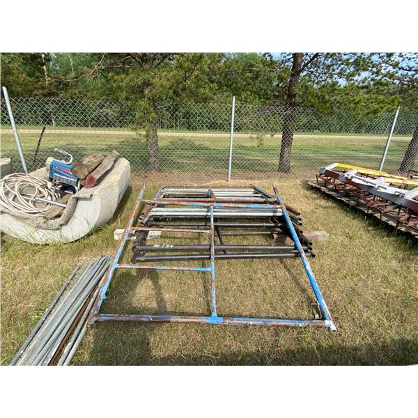 HB GROUP LOT 8 Scaffolding Frames