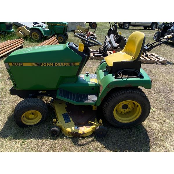 DP 265 John Deere Ride on Mower (doesnt run) s/n M00265A597094