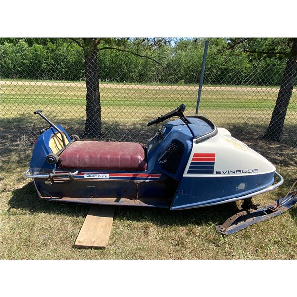 DL Evinrude Snowmobile s/n 017902 AS IS