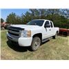 Image 19 : AJK 2011 White Chev Silverado Ext. Cab, 5.3 V8, 4x4 225,512 km Running s/n 1GCRKSE37BZ360770