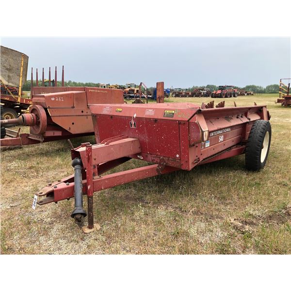 CB International Model 540 Manure Spreader #1190846C006609
