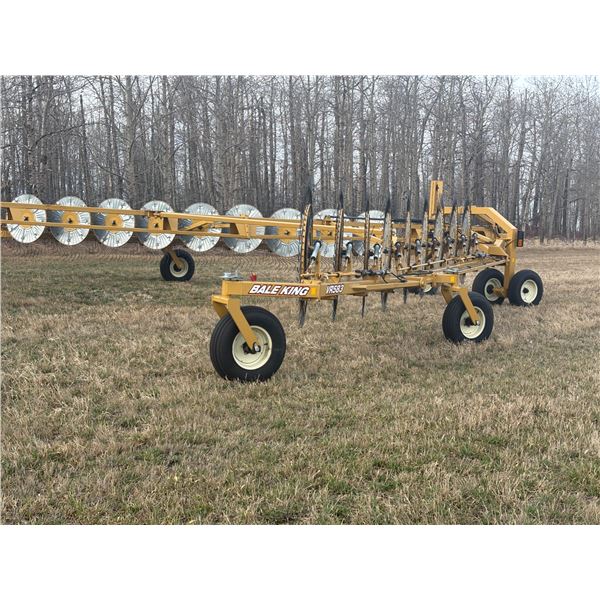 VO Bale King VR583 18 WHEEL RAKE AS NEW #VR3159 over $80,000 TO REPLACE FOR INFO PH 780 504 3170
