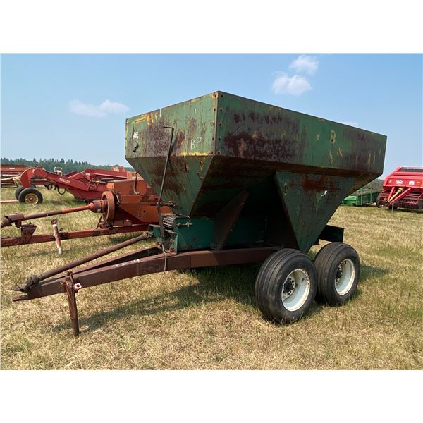 approx. 5 Ton 540 P.T.O. fertilizer spreader