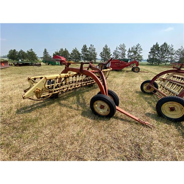 BP New Holland 5 Bar Rake Model 258 s/n 425288