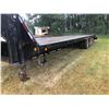 Image 7 : RK 2010 PJ Triple axle dually, 5th Wheel flat deck trailer, 26 ft deck, 5 ft beavertail & flip down