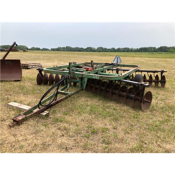 BP JD 210 approx. 15ft. Tandem Disc, Good Rubber, Hyd. Ram, 21in. Blades, New Scrapers