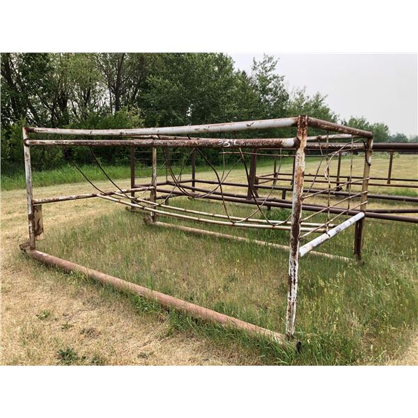 DL 12ft. x 8ft. Bale Feeder