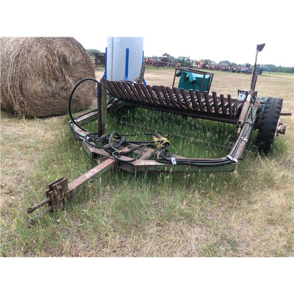 AP Prong type rock picker