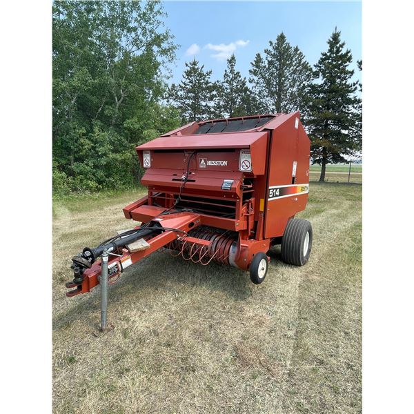 GP Heston 514 Baler 540 P.T.O. s/n R51400855 Monitor in top compartment, has been parked for 20 year