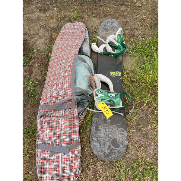 P-1 Snow board & case