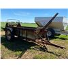 Image 2 : Manure Spreader, Looks Complete, New 9.5-24's Tires. Nice Restorable Project