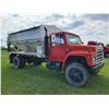 Image 5 : 1988 S1954 IH Truck, SN. 1HTLDTVP8JH552795, approx. 380,000 Km, 11x22.5 tires, 6 cyl. 466 Turbo, 10