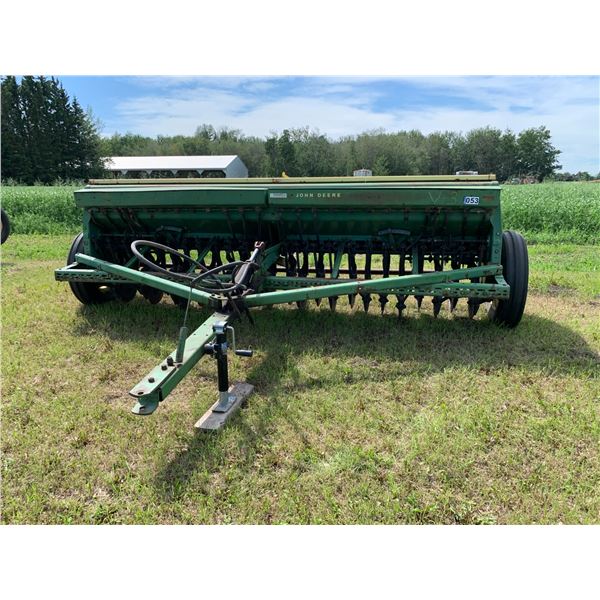JD 8350 14' Double disc drill, SN. 023009, c/w grass attachment