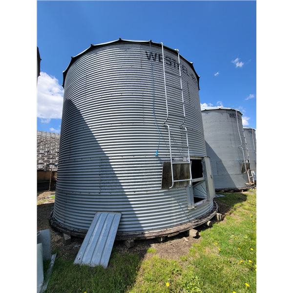 Westfield Rosco, 19' dia. x 6-ring, approx. 3850 Bu, aeration, wood floor, temp. cable.  To Be Moved