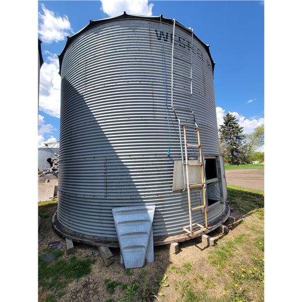 Westfield Rosco, 19' dia. x 6-ring, approx. 3850 Bu, aeration, wood floor, temp. cable.  To Be Moved