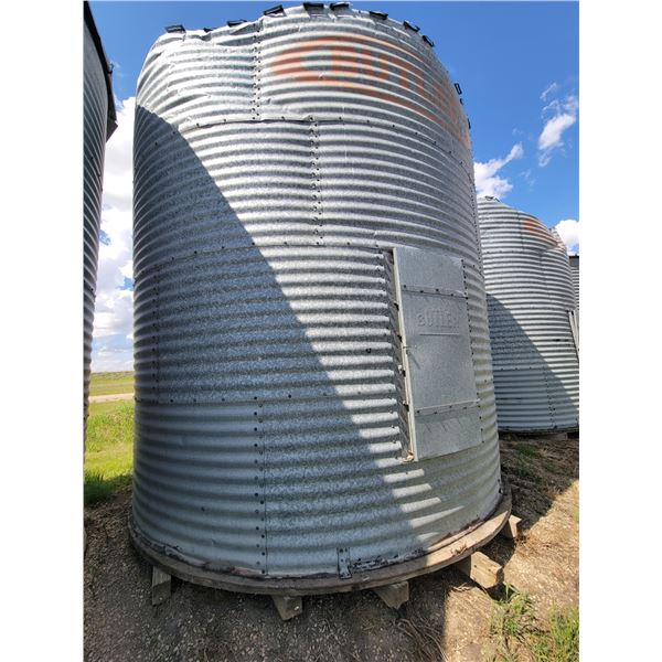 Butler 14' dia. x 4-ring, approx. 1900 Bu, wood floor, wind damage, no roof.  To Be Moved by Decembe