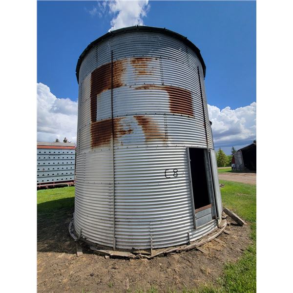 Butler 18' dia. x 7-ring, approx. 3800 Bu, wood floor, aeration ducts.  To Be Moved by December 31st