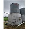 Image 1 : Butler 4-ring grain bin, mounted on top of a 4.5-ring steel tank c/w steel btm, Buyer responsible to