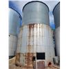 Image 6 : Butler 4-ring grain bin, mounted on top of a 4.5-ring steel tank c/w steel btm, Buyer responsible to