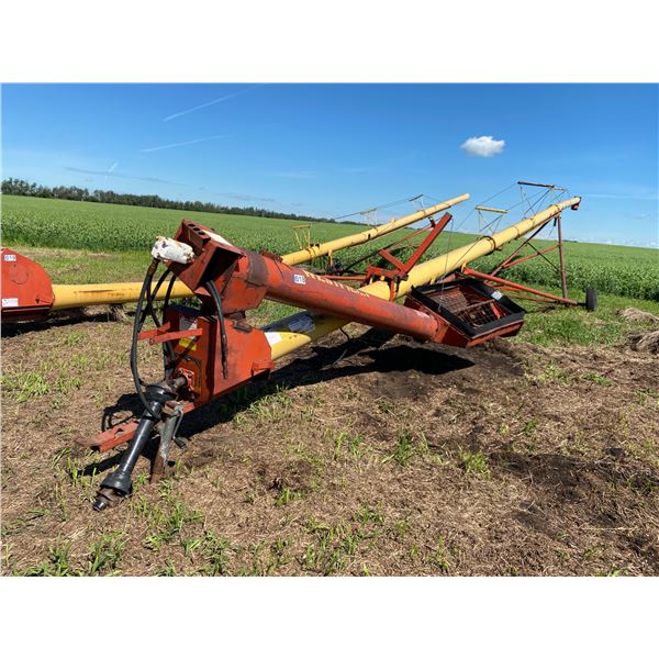 Westfield Swing Away Auger approx. 10in x 60ft., 540 P.T.O.