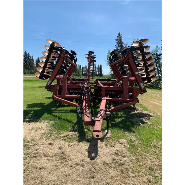 KELLO-BILT 225 - 25 FOOT DISC, 24" knotched blades, double wing