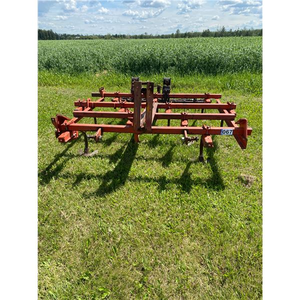 4 Row 3pt Cultivator 7ft c/w 2- rows of tine harrows