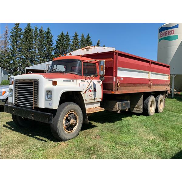 1978 IH 1850 Tandem truck, SN. D0715HCA19795, Diesel, AUTO, 5spd, showing 196,344km, 7993 hrs., no t