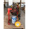 Image 1 : 12-volt pump & cart