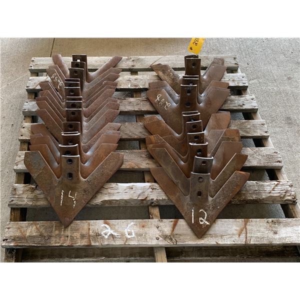 (Selling all together) 28- 16" Shovels