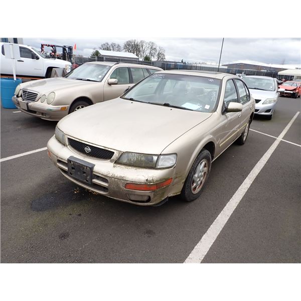 1996 Nissan Maxima RUNS WITH MECHANICAL PROBLEMS