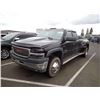 Image 1 : 2001 GMC Sierra 3500