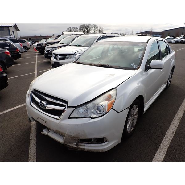 2012 Subaru Legacy RUNS WITH MECHANICAL PROBLEMS