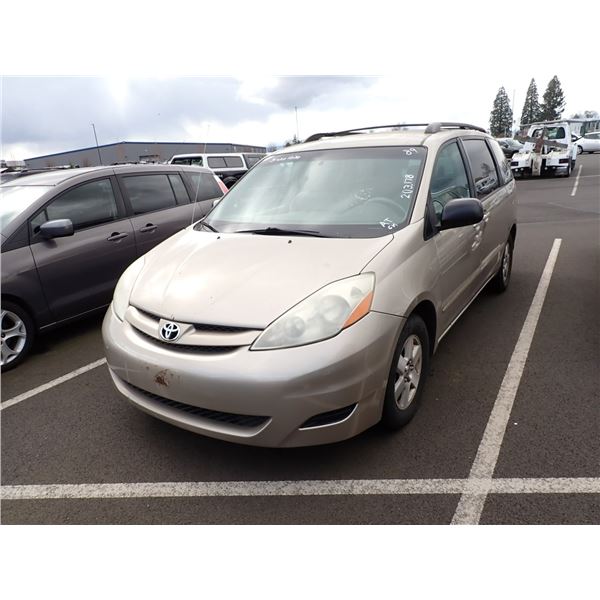 2008 Toyota Sienna