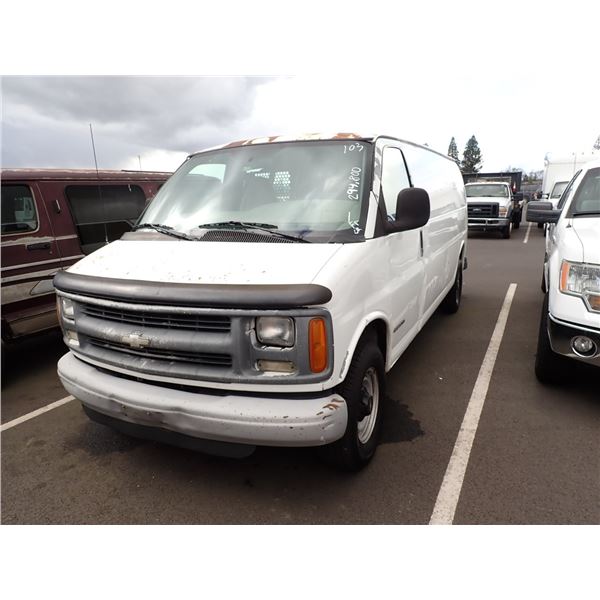 2001 Chevrolet Express