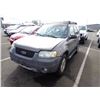 Image 1 : 2005 Ford Escape RUNS WITH MECHANICAL PROBLEMS