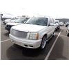 Image 1 : 2004 Cadillac Escalade RUNS WITH MECHANICAL PROBLEMS