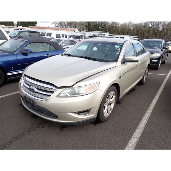 2010 Ford Taurus