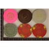 Image 1 : 6 PLASTIC CASINO GAMING CHIPS, 2-25 CENT, 2-$1 &